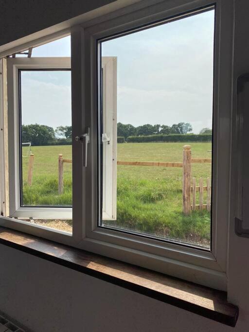 Beautiful Rural Self Contained Farm Annex Villa Hordle Luaran gambar